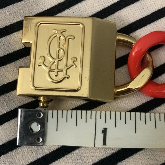 TORY BURCH GRADUATED RESIN NECKLACE WITH MONOGRAM CLASP - Picture 9 of 10